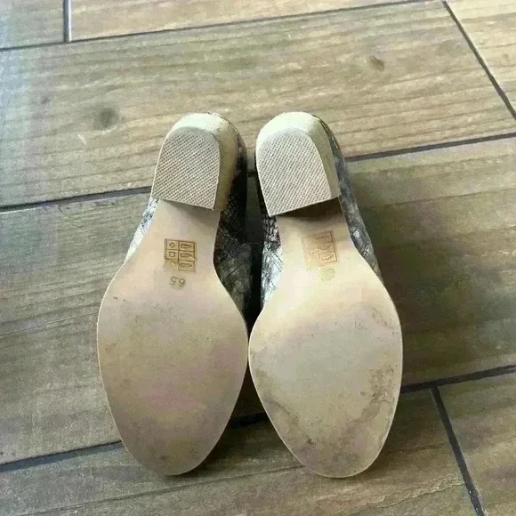 Jeffrey Campbell rosalee snakeskin bootie size 6.5 - Picture 5 of 5